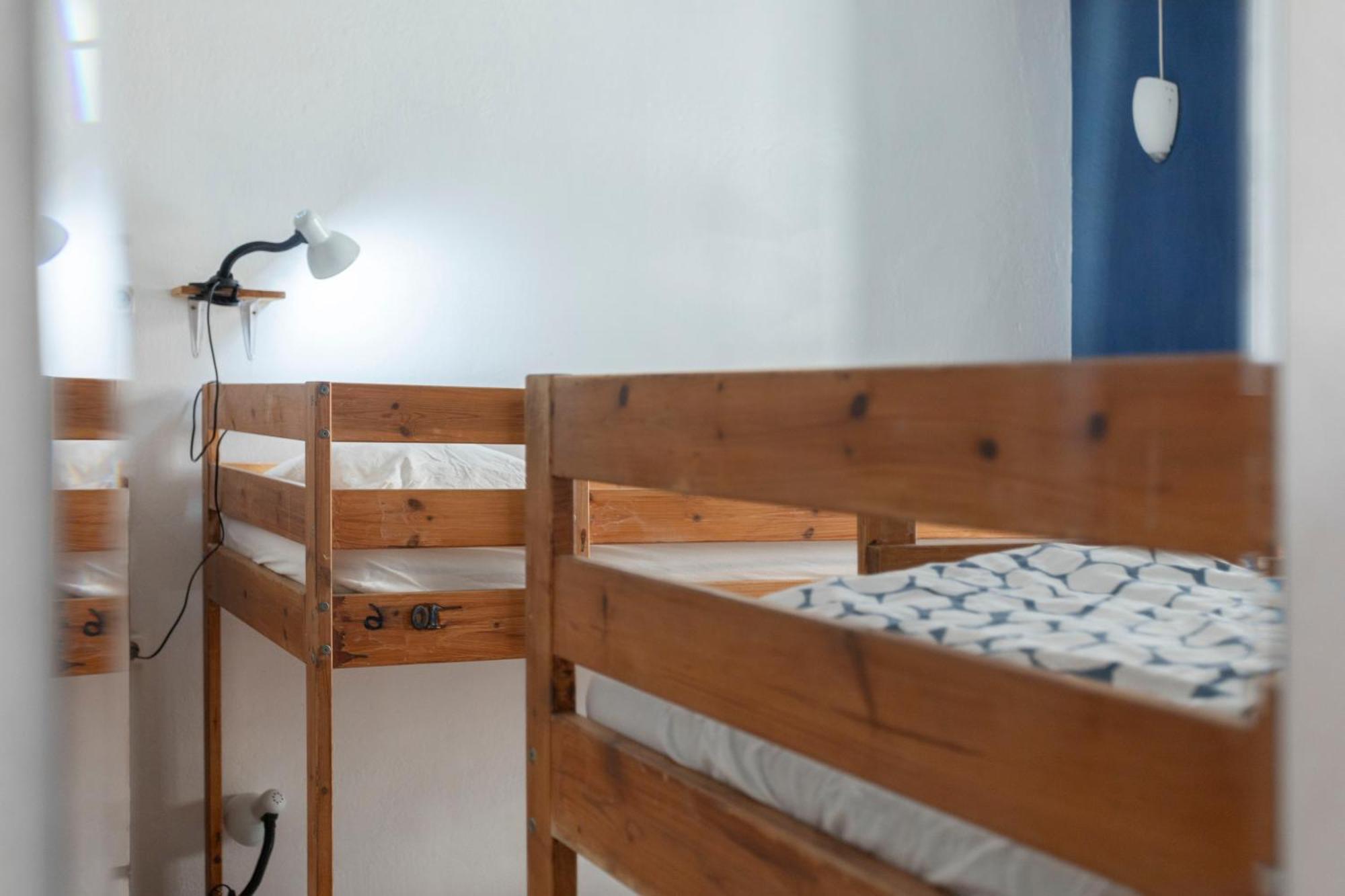 Le Penguin Hostel فارو المظهر الخارجي الصورة
