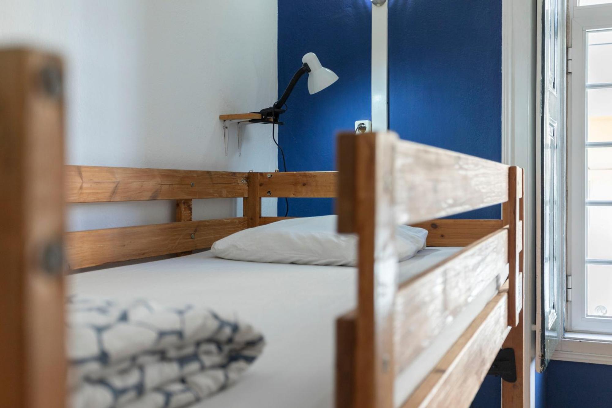 Le Penguin Hostel فارو المظهر الخارجي الصورة