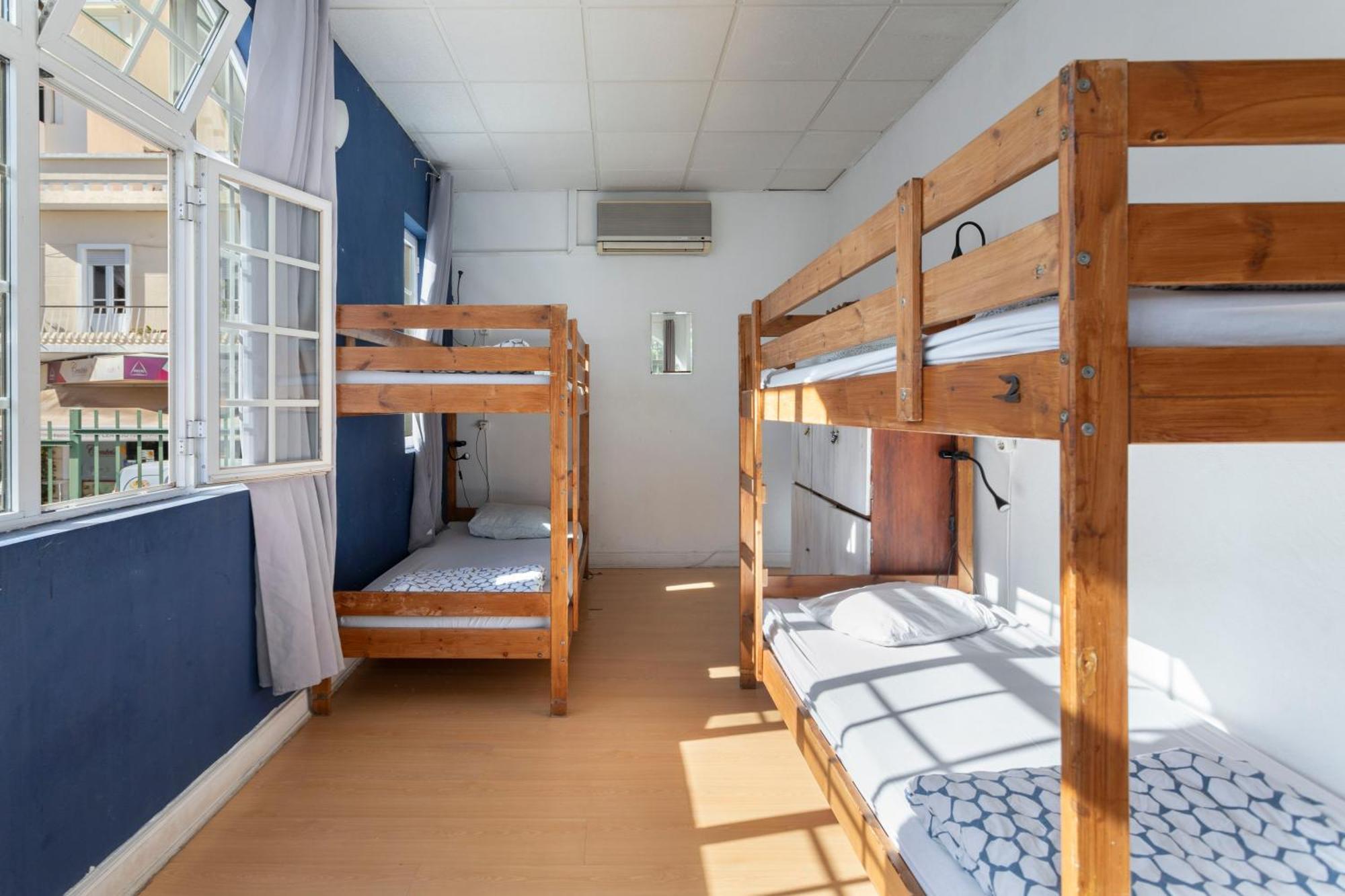 Le Penguin Hostel فارو المظهر الخارجي الصورة