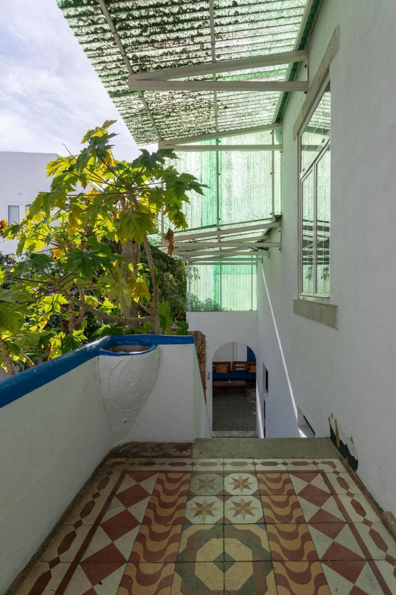 Le Penguin Hostel فارو المظهر الخارجي الصورة