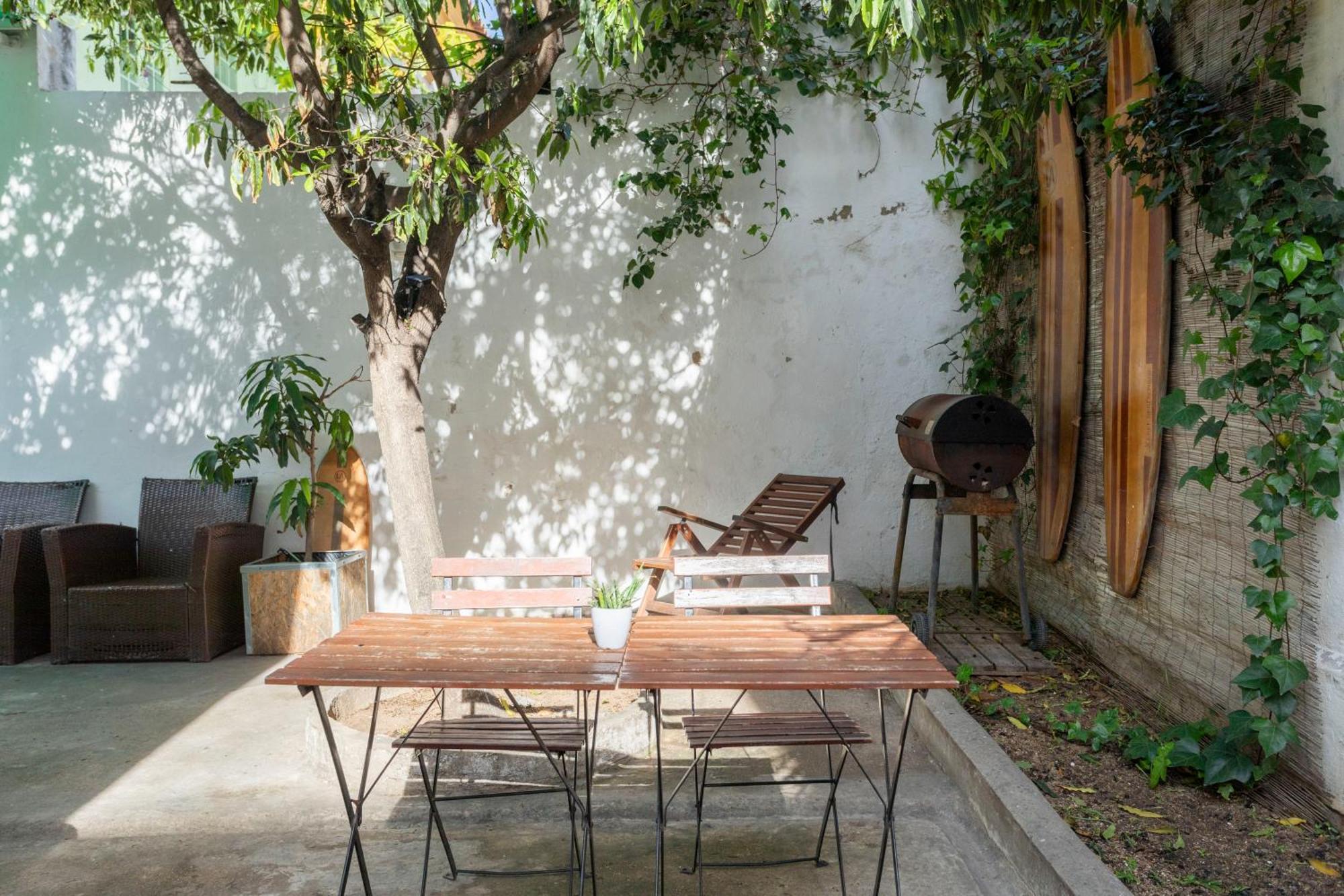 Le Penguin Hostel فارو المظهر الخارجي الصورة